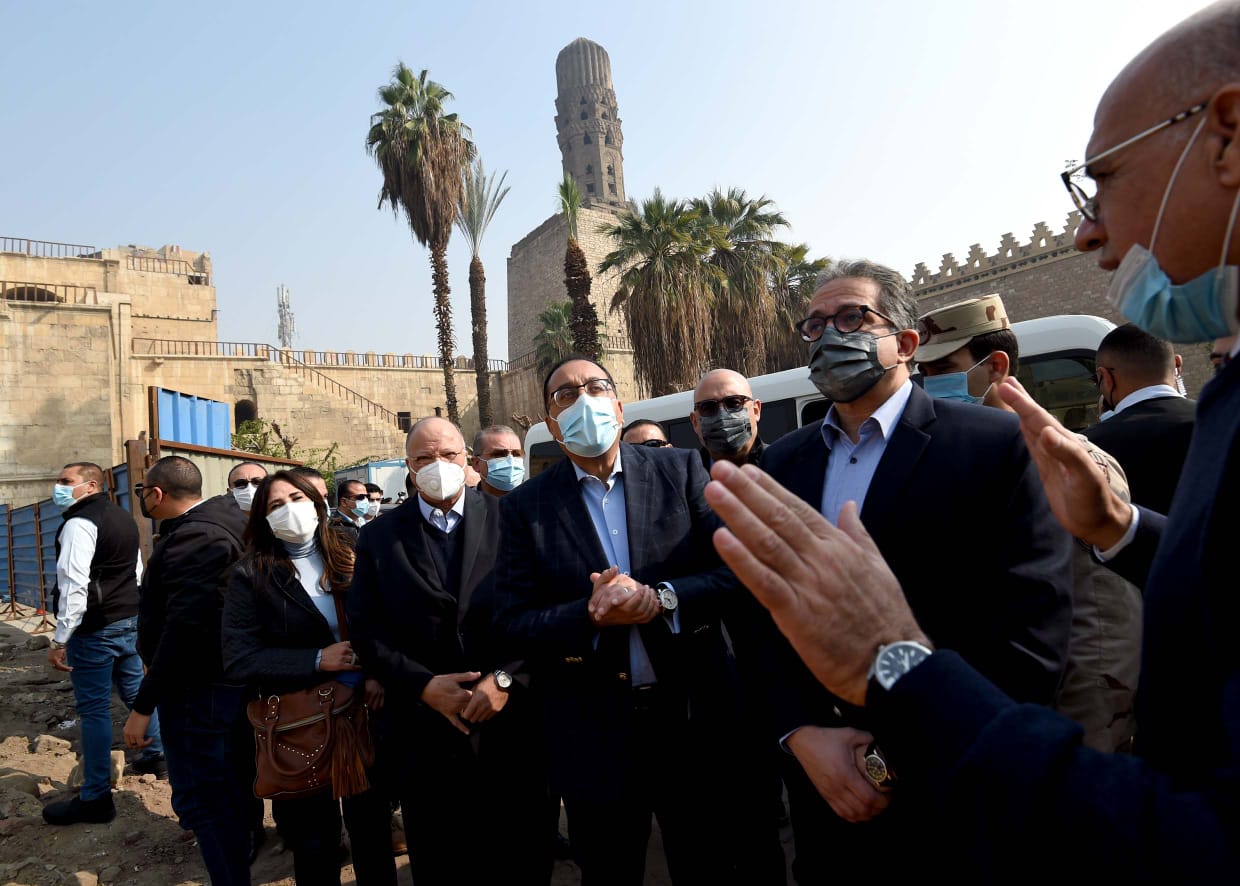 جولة رئيس مجلس الوزراء 