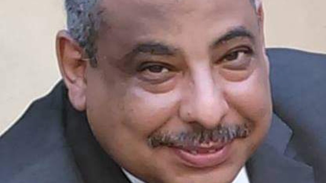 الدكتور سيد علي