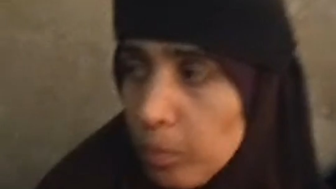 والدة أحدى الضحايا