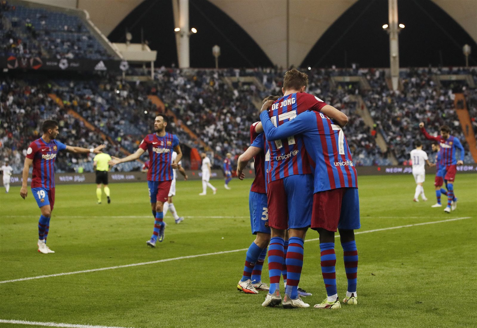برشلونة