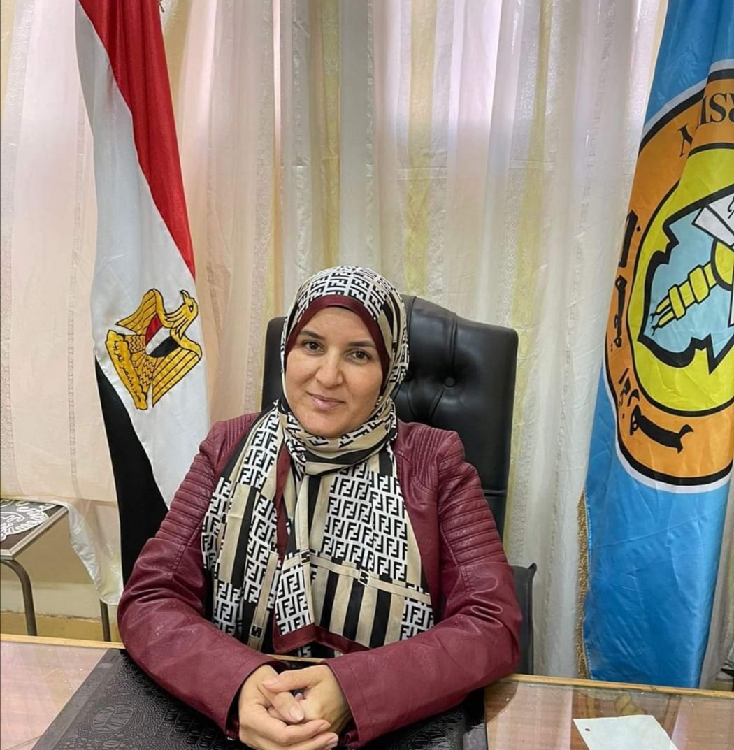 الدكتورة إيناس الشامي 