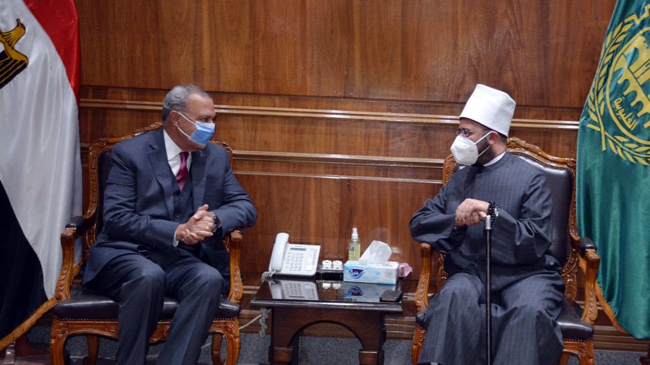جانب من اللقاء جانب من اللقاء