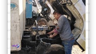 أحد الفنيين العاملين بالورش المتوسطة بمجمعات جراجات الهيئة