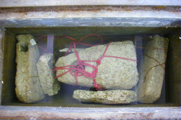 الآثار الغارقة على شواطئ المعمورة