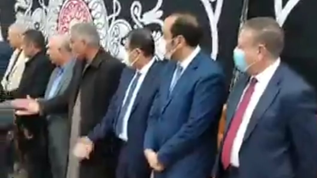 محافظ المنوفية يتلقي عزاء ضحايا معدية المناشي