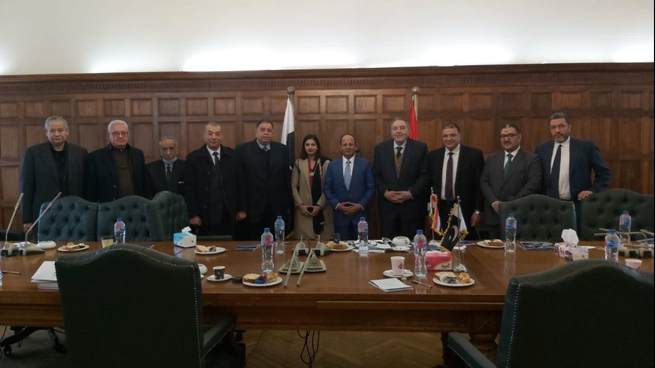 لقاء بالغرفة التجارية مع سفير باكستان