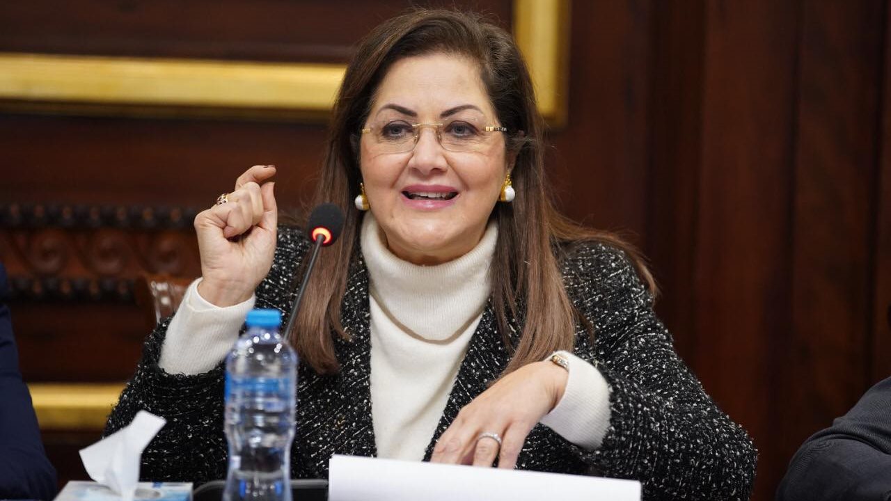 وزيرة التخطيط من مجلس الشيوخ