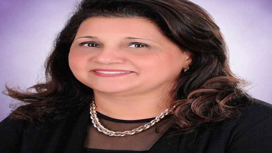  الدكتورة نيفين الأنطوني، عضو لجنة الصحة بمجلس الشيوخ