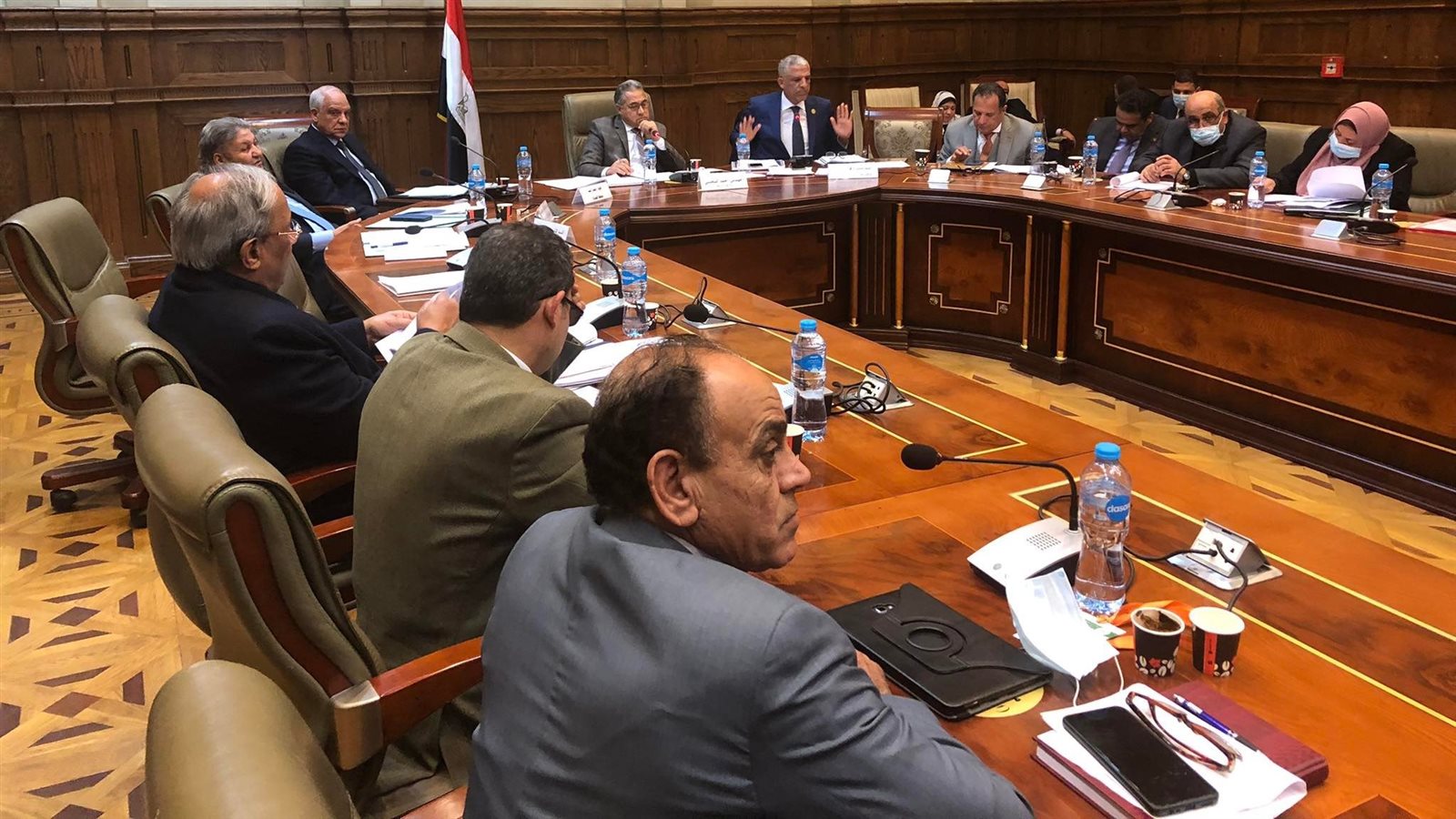 اجتماع لجنة الإدارة المحلية بالبرلمان بحضور محافظ الجيزة