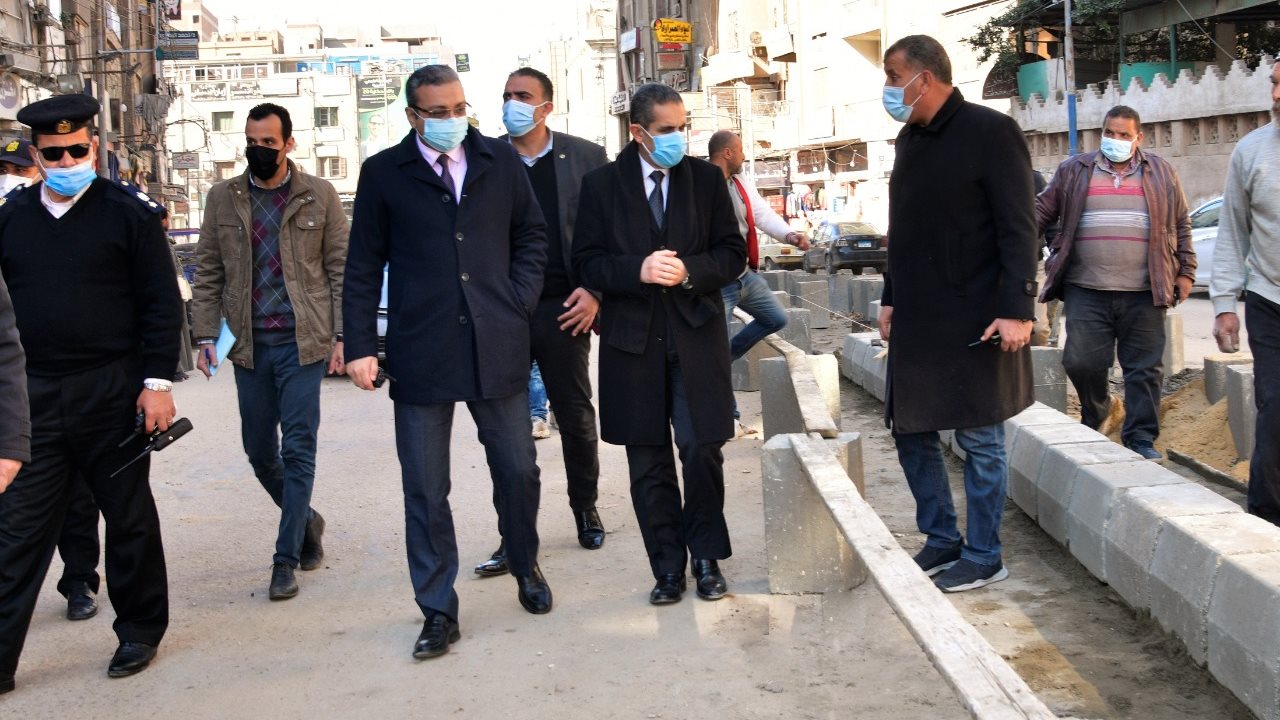 محافظ الغربية يتفقد أعمال رصف المحاور المرورية بطنطا