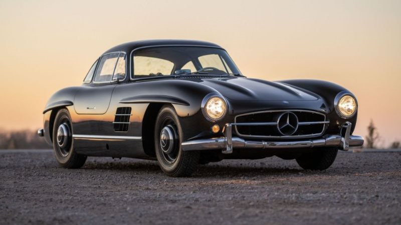 السيارة مرسيدس 300 SL Gullwings موديل 1955