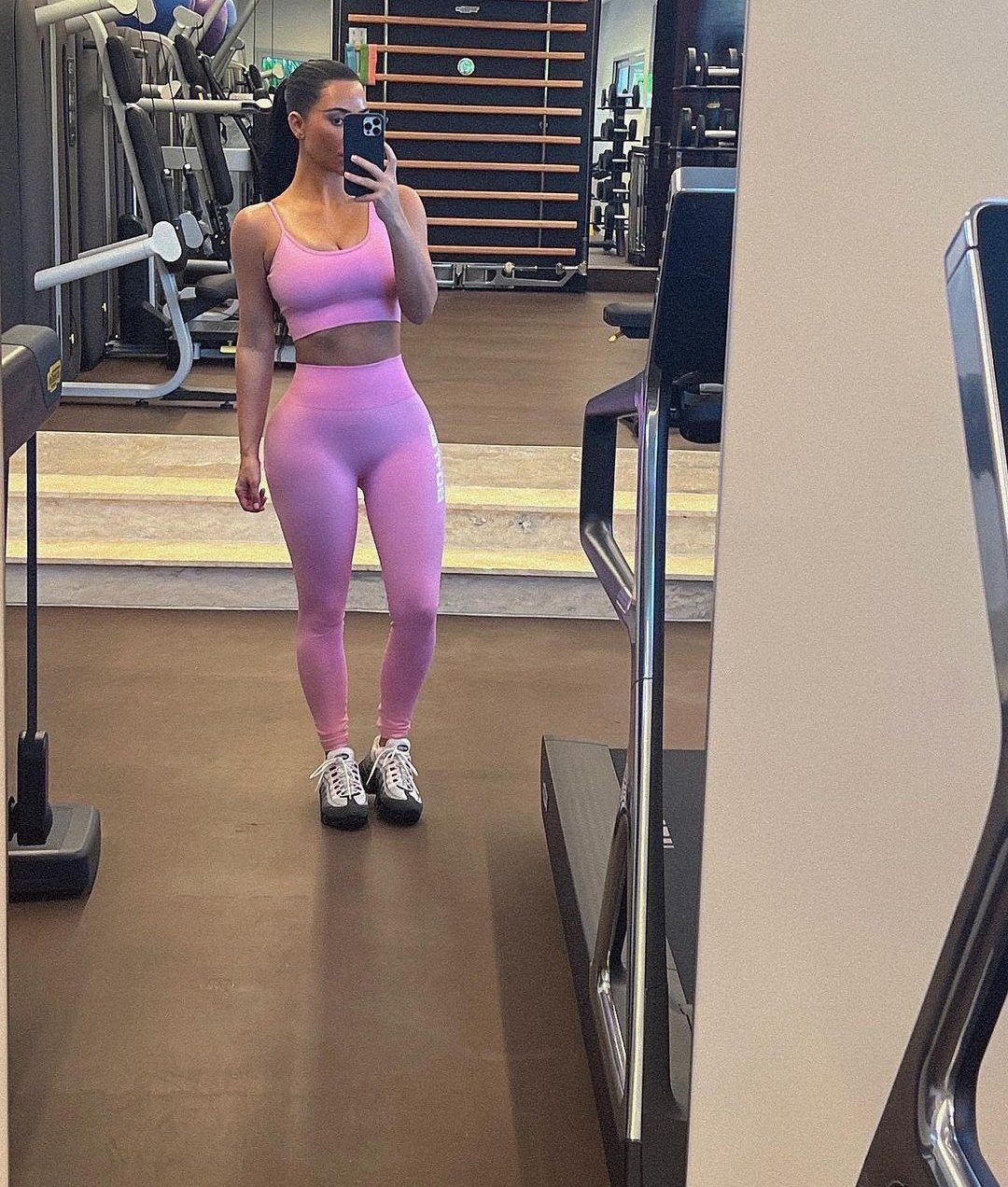 IMG_٢٠٢٢٠١٢١_١٨٥٤٠٤