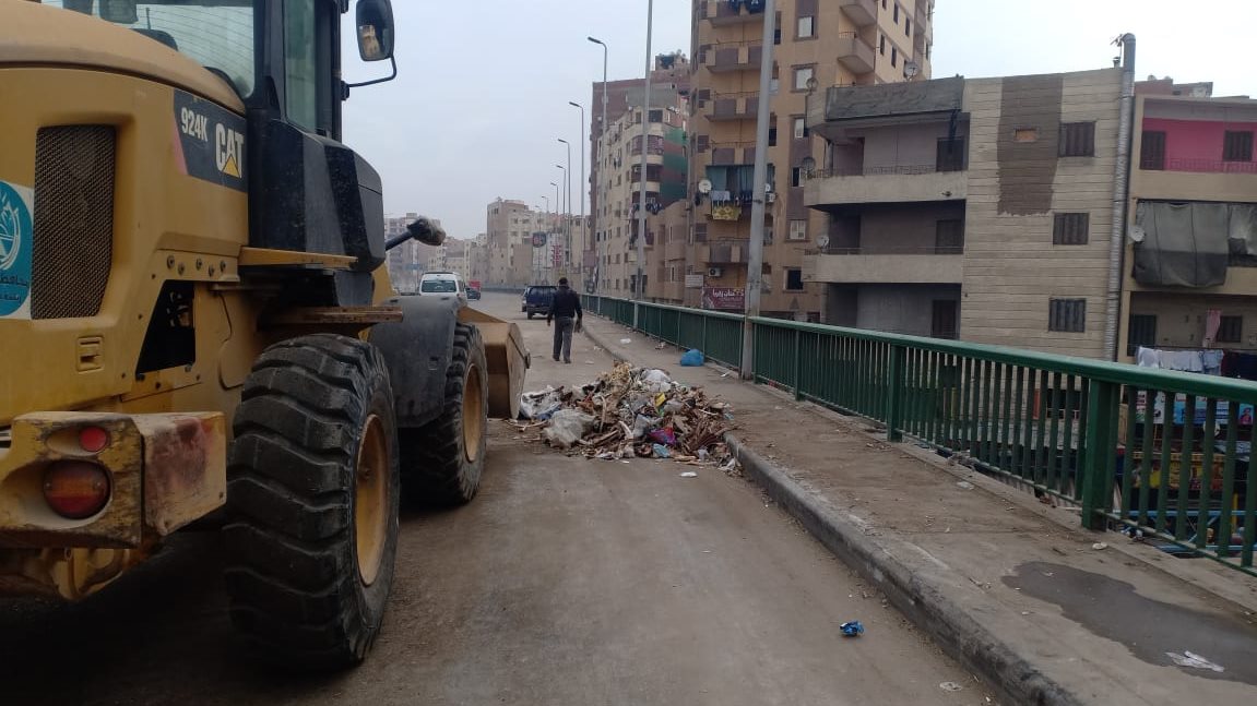 رفع مخلفات القمامة 