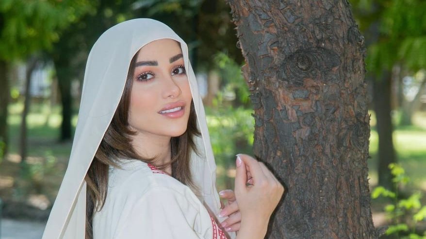 تيا الكردي ملكة جمال سوريا