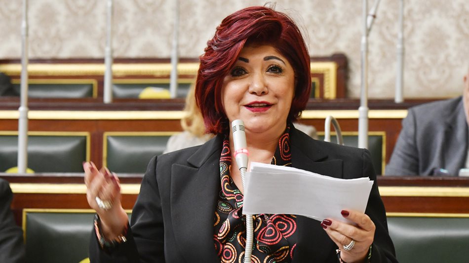 النائبة نورا على رئيس لجنة السياحة والطيران بمجلس النواب