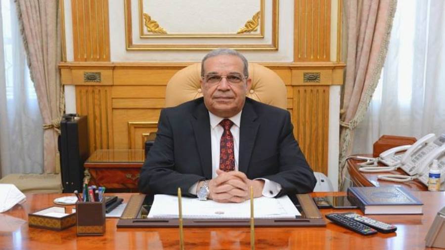 وزير الإنتاج الحربي 