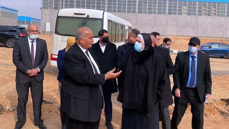 نفين جامع- خلال الجولة