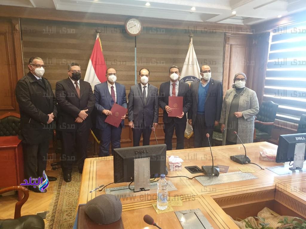 توقيع بروتوكول تعاون بين «التعليم العالي» و«الصحة» لتدريب أطباء الزمالة المصرية