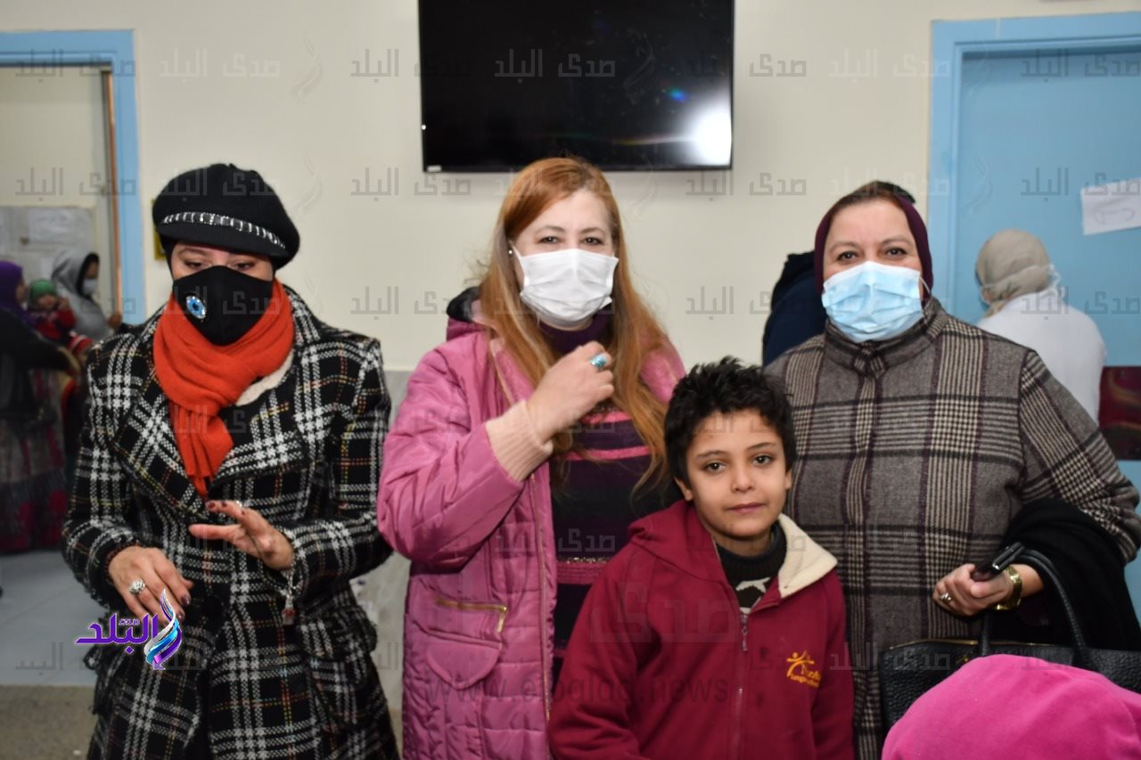 حصاد القافلة التنموية الشاملة لجامعة عين شمس بمنطقة أهالينا (١) بحي السلام