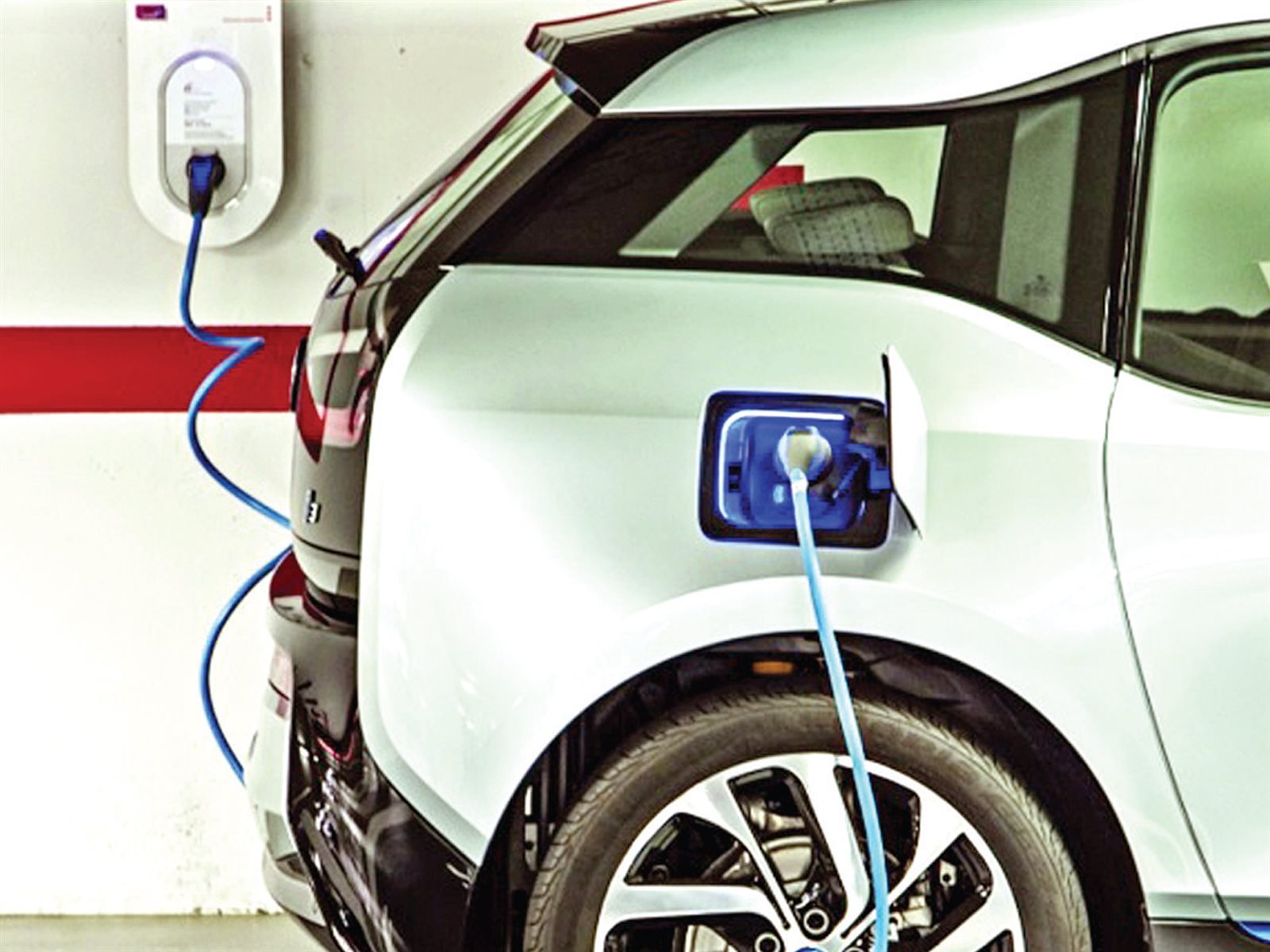 السيارات الكهربائية