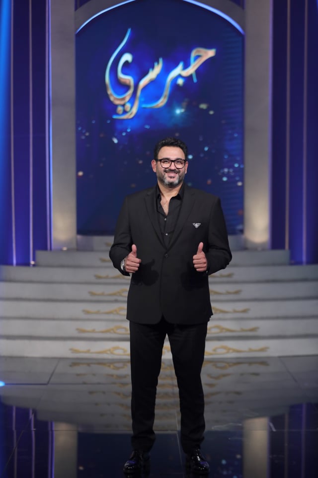 أكرم حسني