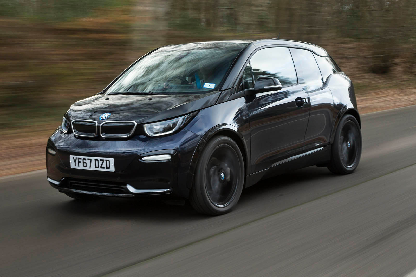 توقف إنتاج سيارة BMW i3 في يوليو بعد تسع سنوات.. صور