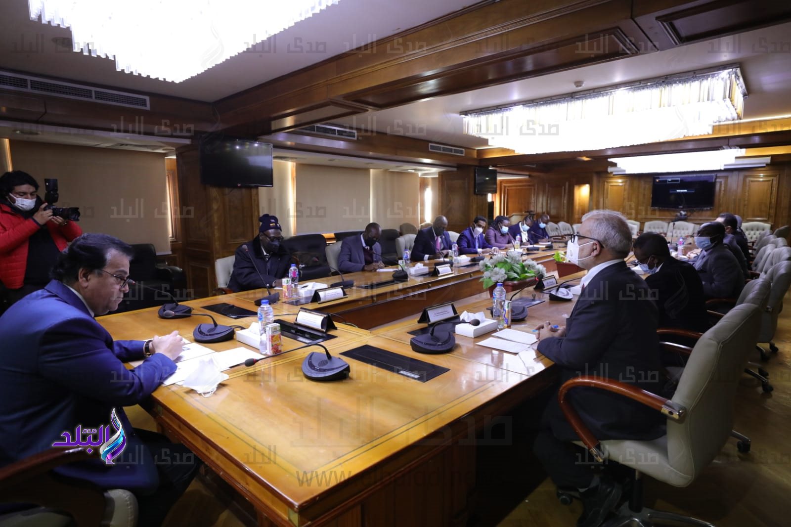 التعليم العالي يبحث آليات تنفيذ مشروع القمر الصناعي للتنمية بأفريقيا