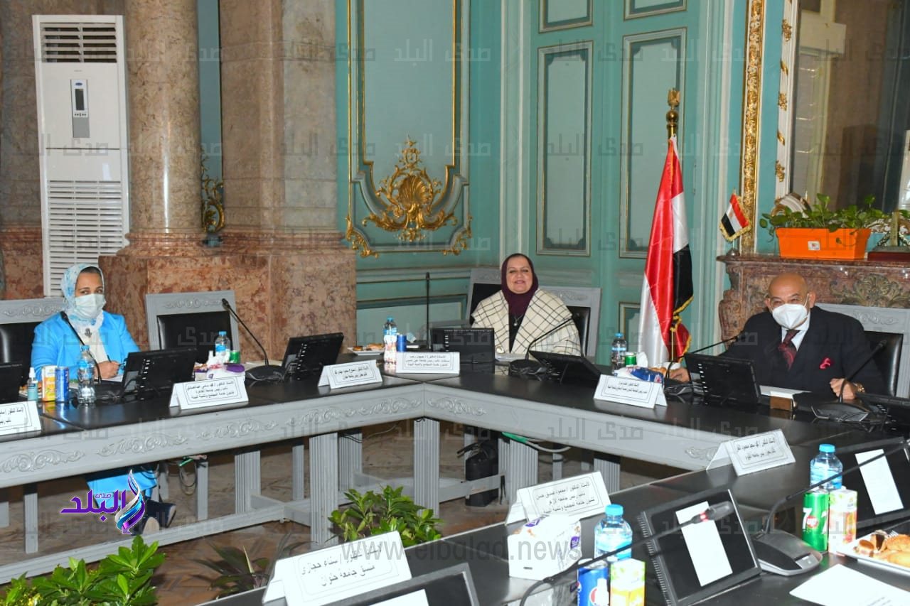 جامعة عين شمس تشهد الاجتماع الأول لتجمع جامعات القاهرة الكبرى لخدمة المجتمع وتنمية البيئة 