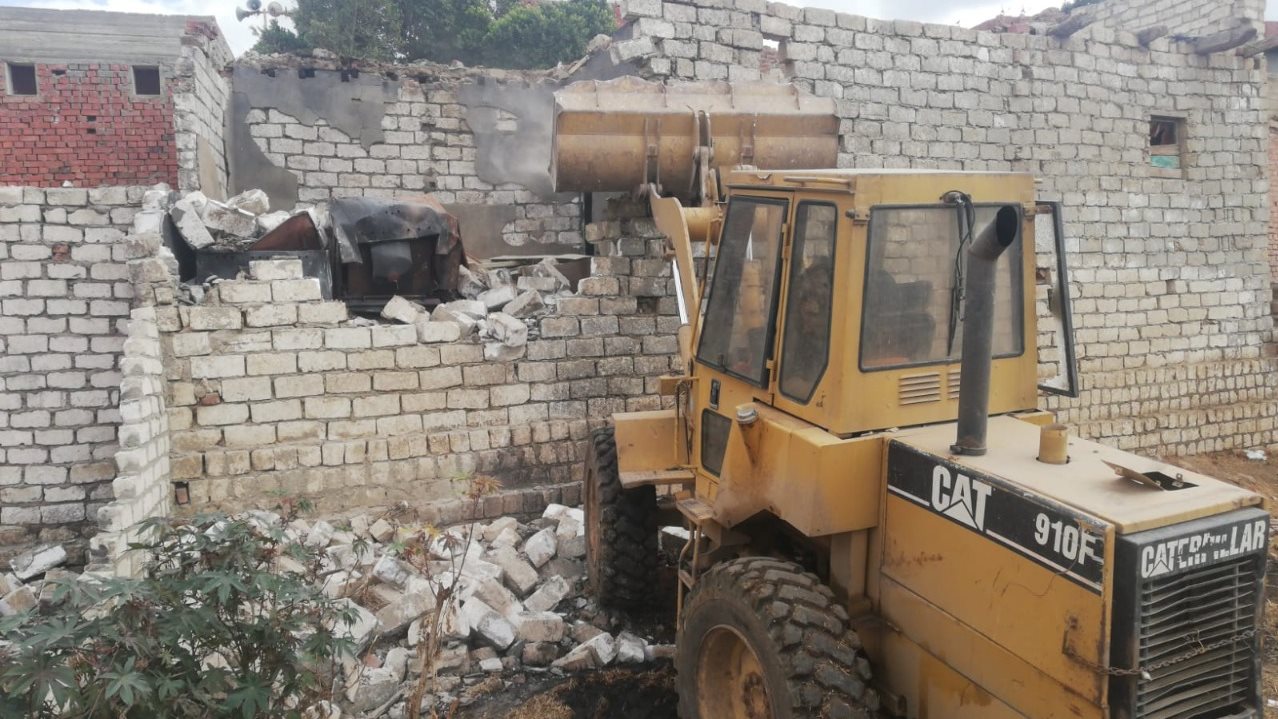 إزالة مخالفات البناء 