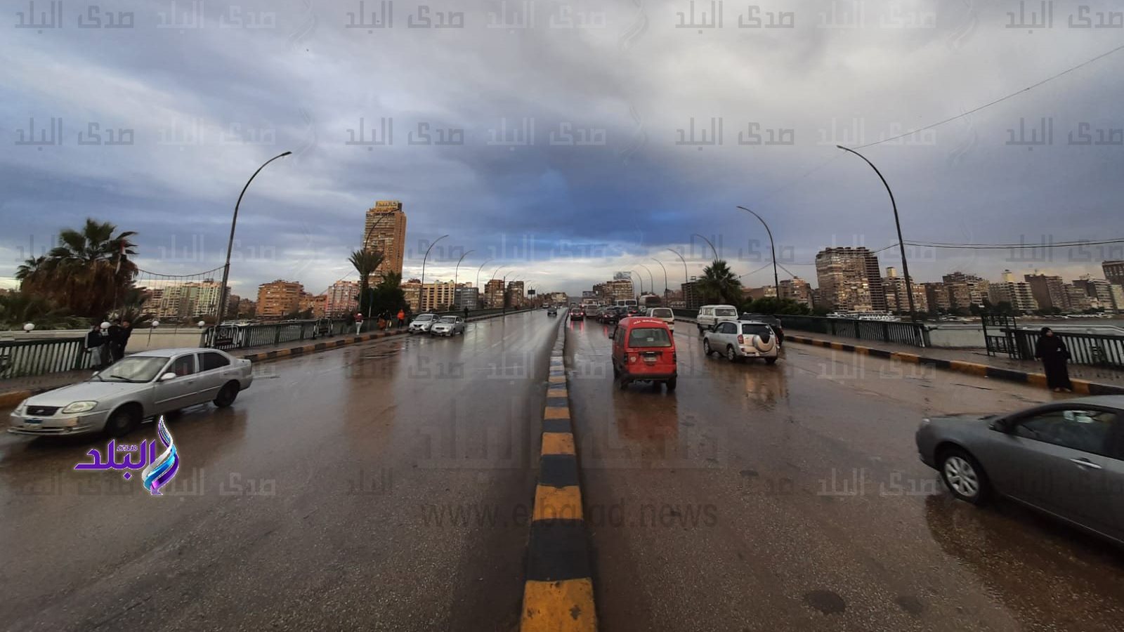 سقوط الامطار