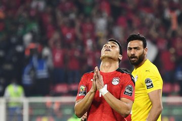 لقطة من مباراة منتخب مصر والسنغال  لقطة من مباراة منتخب مصر والسنغال