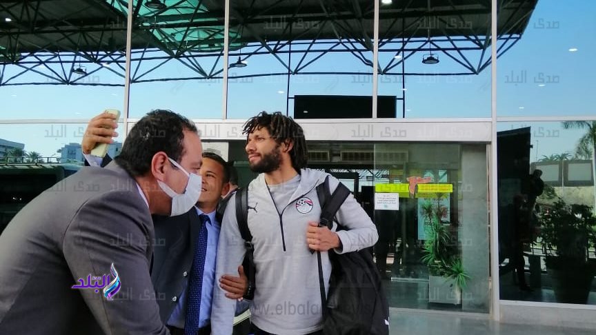 وصول بعثة المنتخب الوطني مطار القاهرة