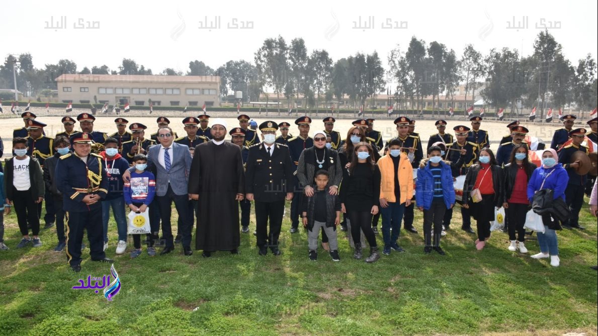 الاطفال باكاديمية الشرطة