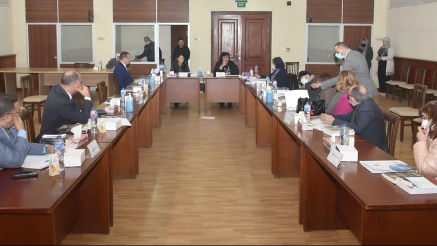 وزيرة الثقافة