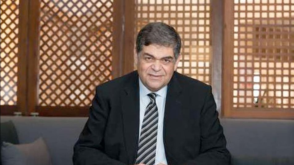  أشرف حاتم رئيس لجنة الشئون الصحية  بمجلس النواب
