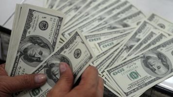 الدولار الامريكي- صورة أرشيفية
