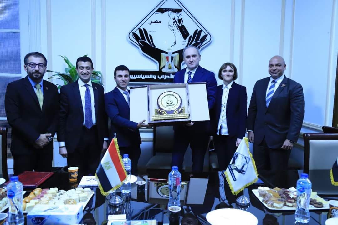  تنسيقية شباب الأحزاب والسياسيين