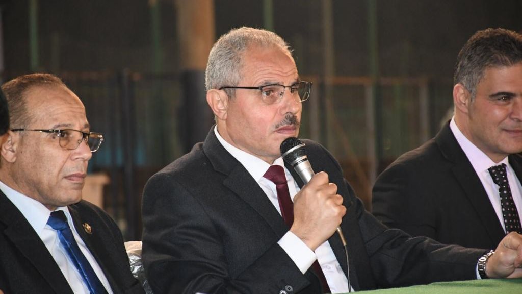 رئيس جامعة قناة السويس 