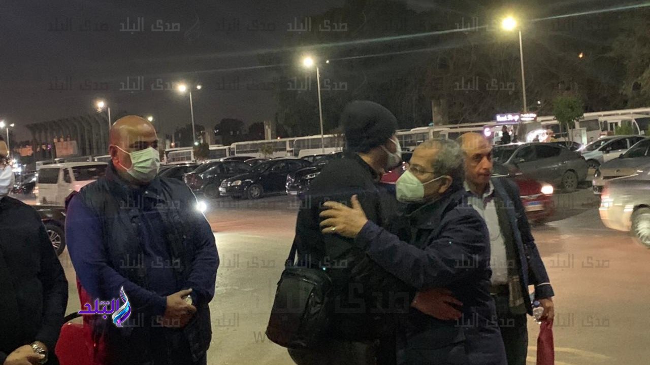 عزاء شقيق الفنانة المعتزلة شمس البارودي
