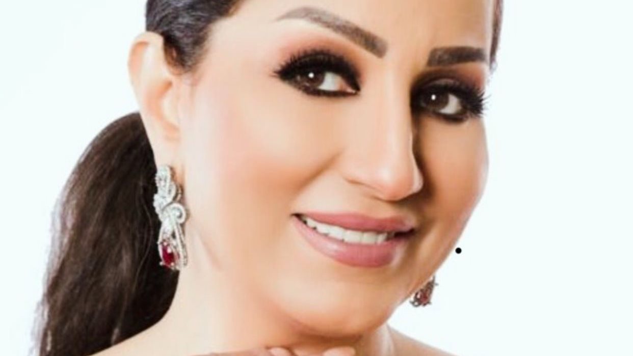 وفاء عامر 