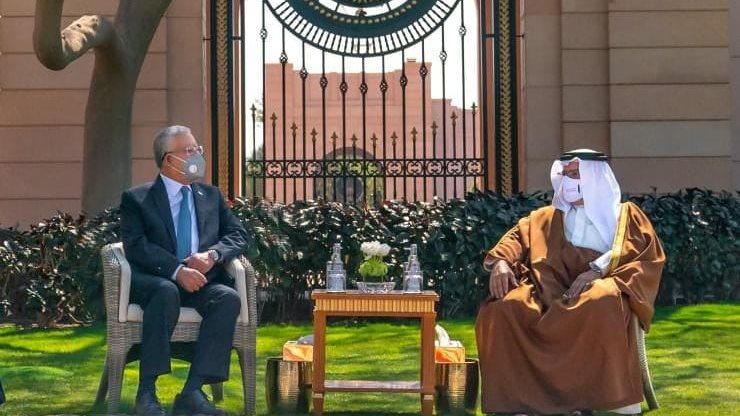 جبالى يلتقي ولي عهد مملكة البحرين رئيس مجلس الوزراء