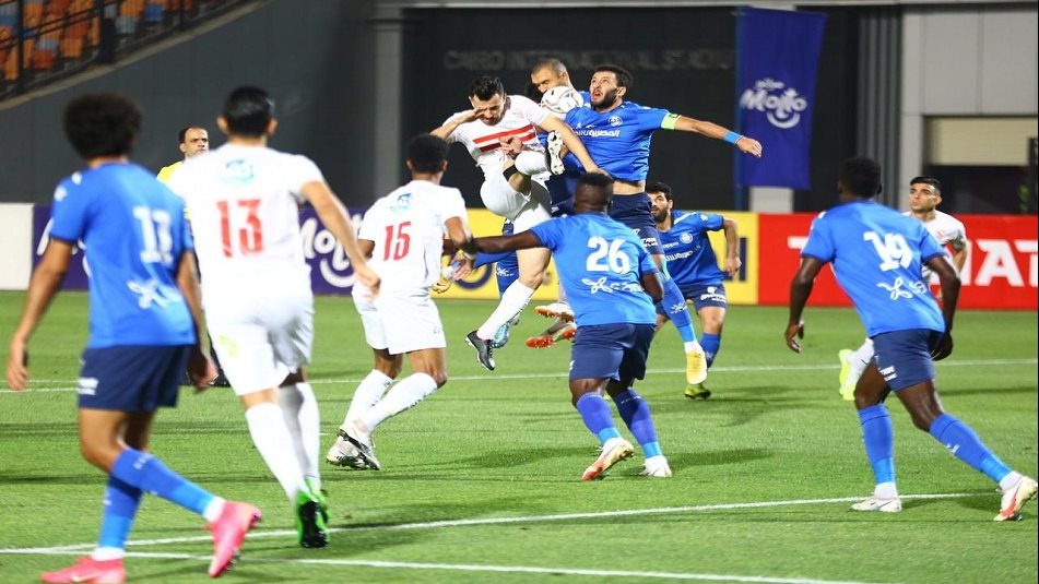جانب من لقاء بين الفريقين فى الدوري
