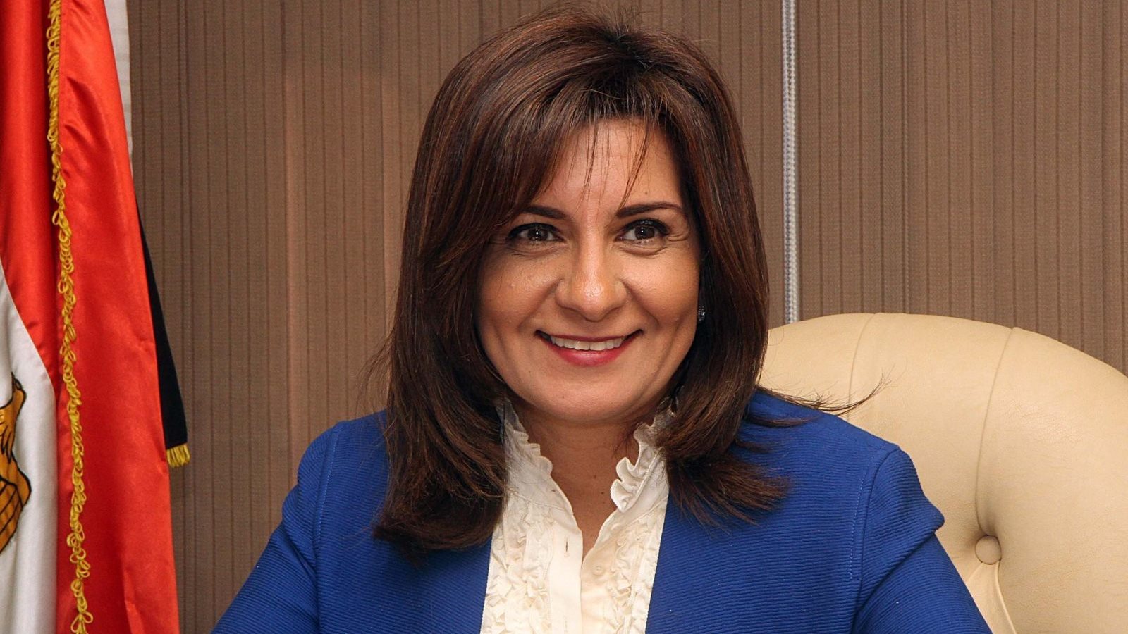 السفيرة نبيلة مكرم