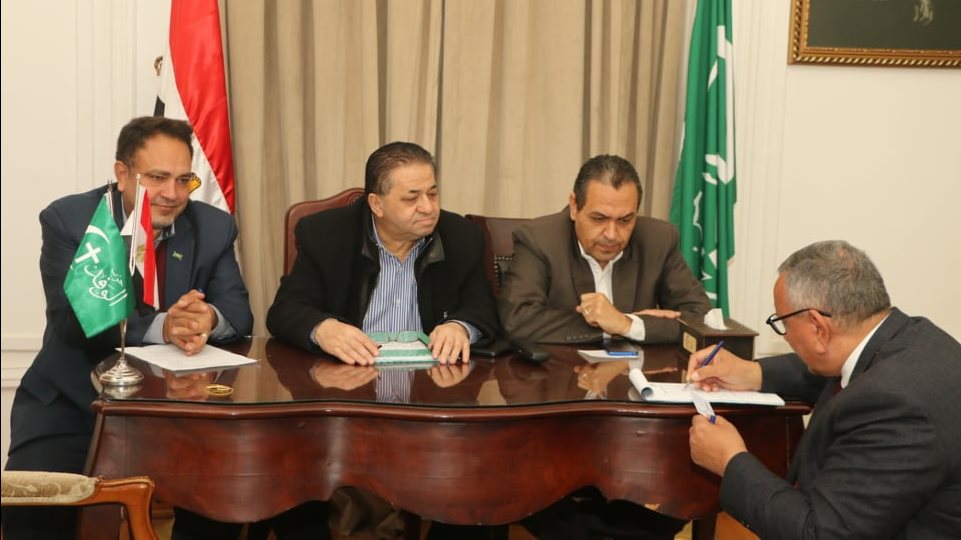 عبد السند يمامة يتقدم بأوراق ترشحه لإنتخابات رئاسة الوفد