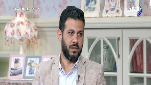 الدكتور محمد أكمل دياب