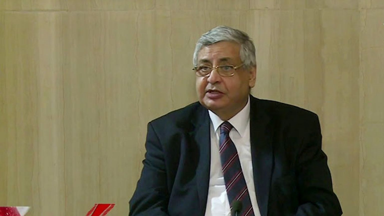  دكتور محمد عوض تاج الدين، مستشار رئيس الجمهورية