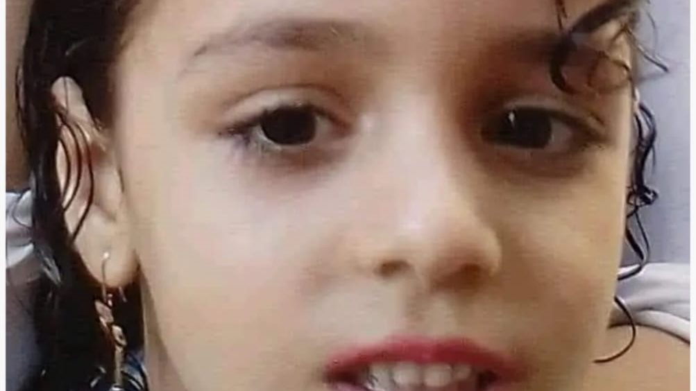 فتاة ضحية بالحادث