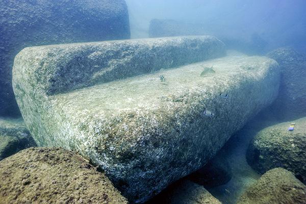 الأثار الغارقة