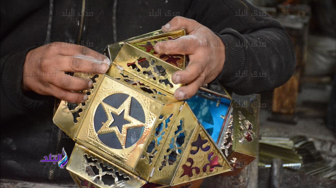 صناعة الفوانيس بورش السيدة زينب