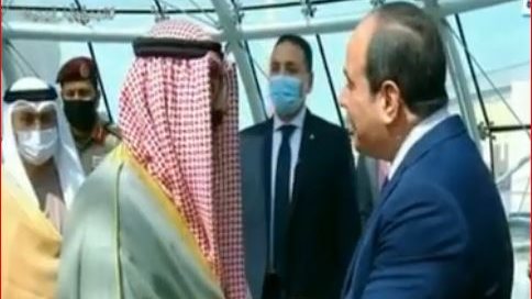 استقبال الرئيس السيسي في مطار الكويت استقبال الرئيس السيسي في مطار الكويت